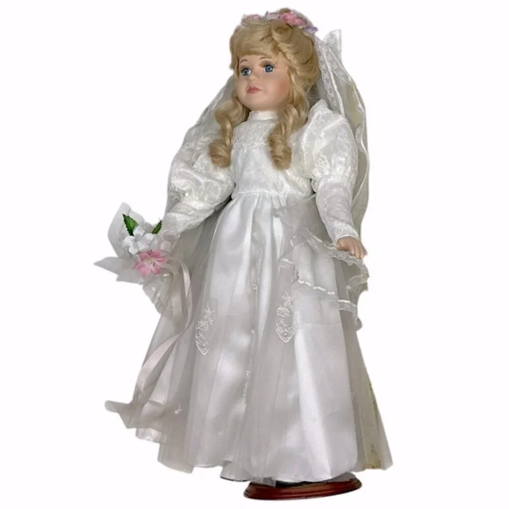 Vintage Porcelain Bride Doll Victorian Wedding Gown Blond Hair Bridal Doll 23 in
